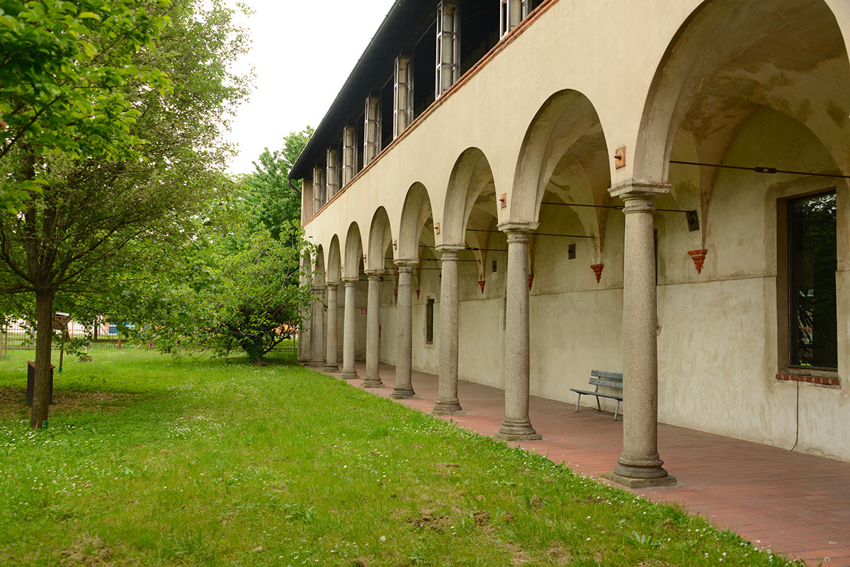 Cascina Monastero (Milano) - Colonnato